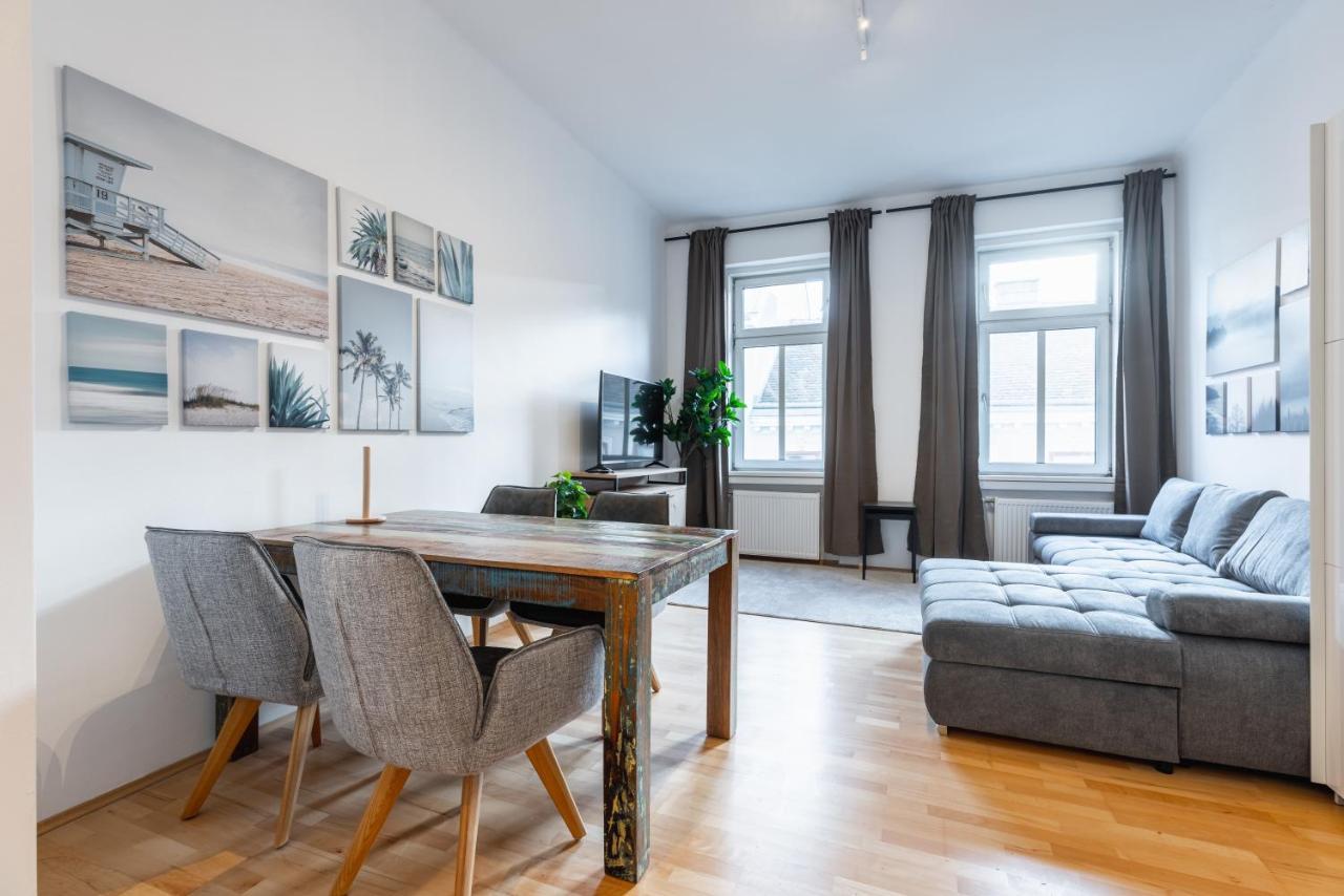 Cozy Apartment Steps Away From Subway Station ウィーン エクステリア 写真